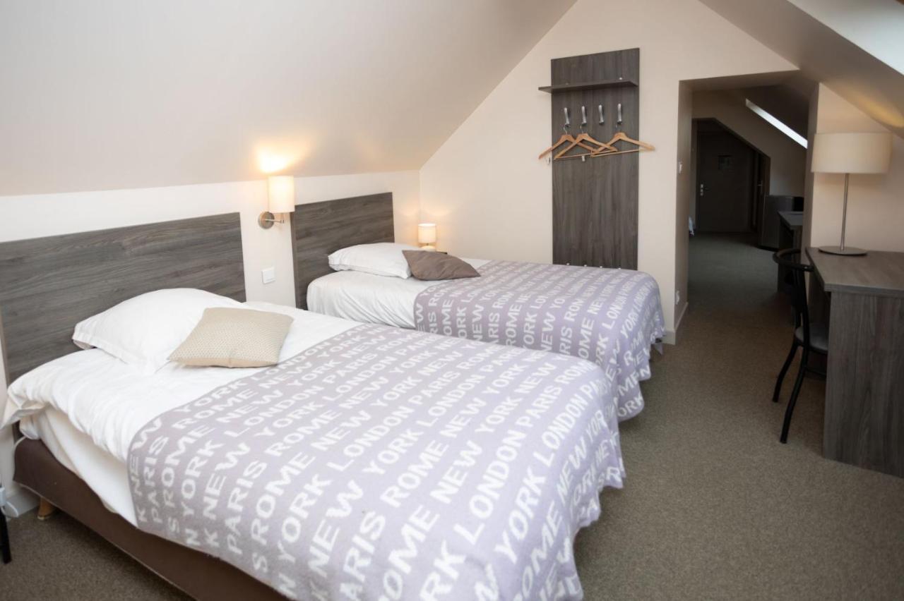 Logis-Hotel & Restaurant Le Carnot ボルベック エクステリア 写真