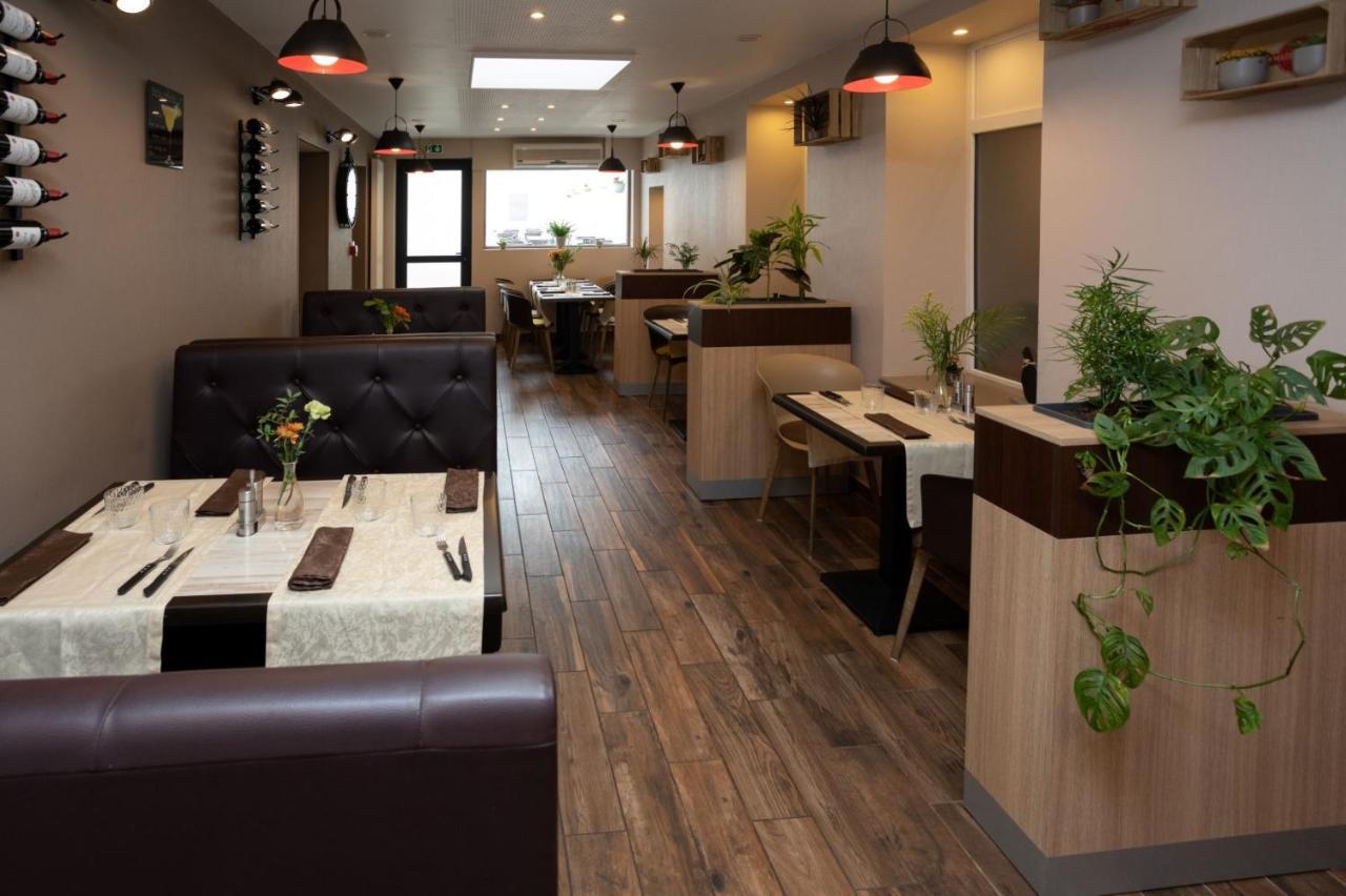 Logis-Hotel & Restaurant Le Carnot ボルベック エクステリア 写真