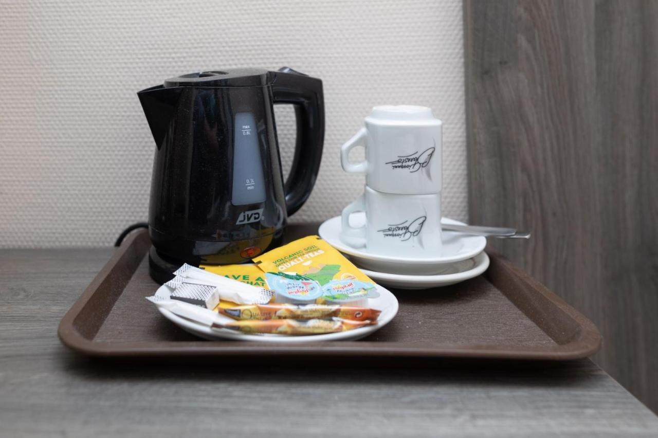 Logis-Hotel & Restaurant Le Carnot ボルベック エクステリア 写真