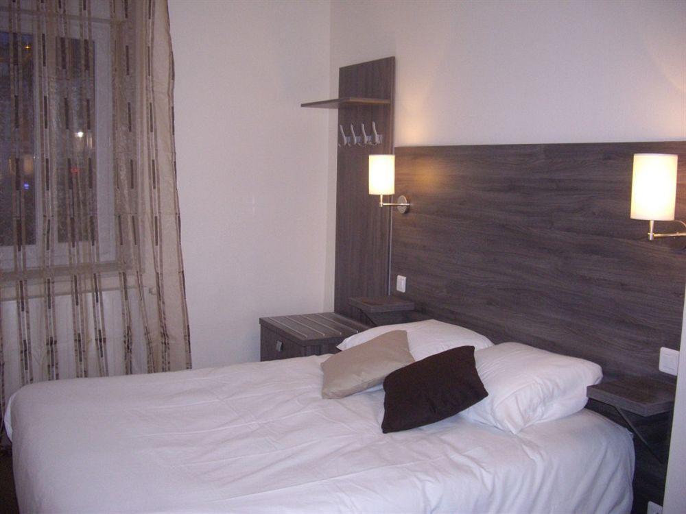 Logis-Hotel & Restaurant Le Carnot ボルベック エクステリア 写真
