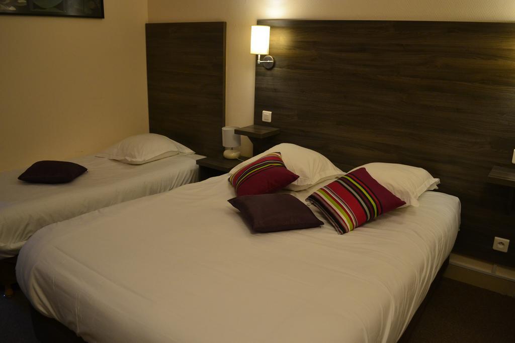Logis-Hotel & Restaurant Le Carnot ボルベック エクステリア 写真